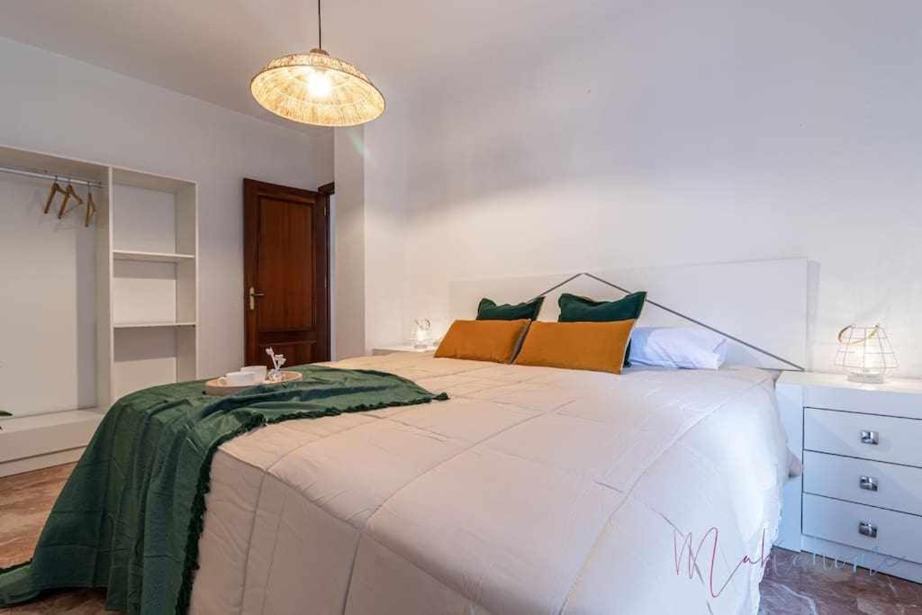 A Estrenar Pleno Centro Parking Apartamento Huelva Exterior foto